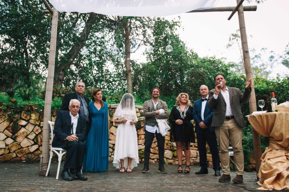 תחילת טקס החתונה - החופה בגן אירועים עין חמד