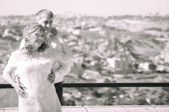 מצפה עולמיא - צילומי זוגיות של ג'ון ואלגרה